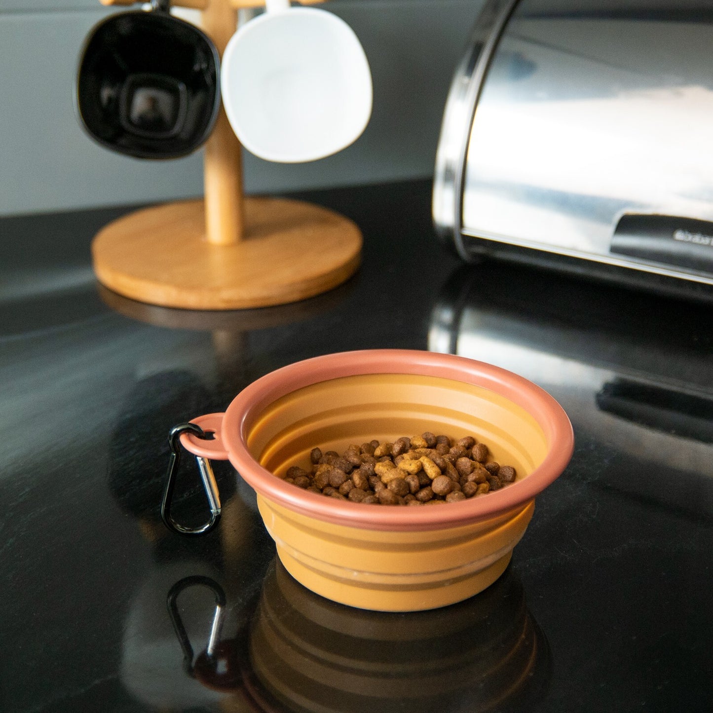 Made Easy Kit Portable Collapsible Travel Pet Bowl for Water or Food, in 2 Sizes