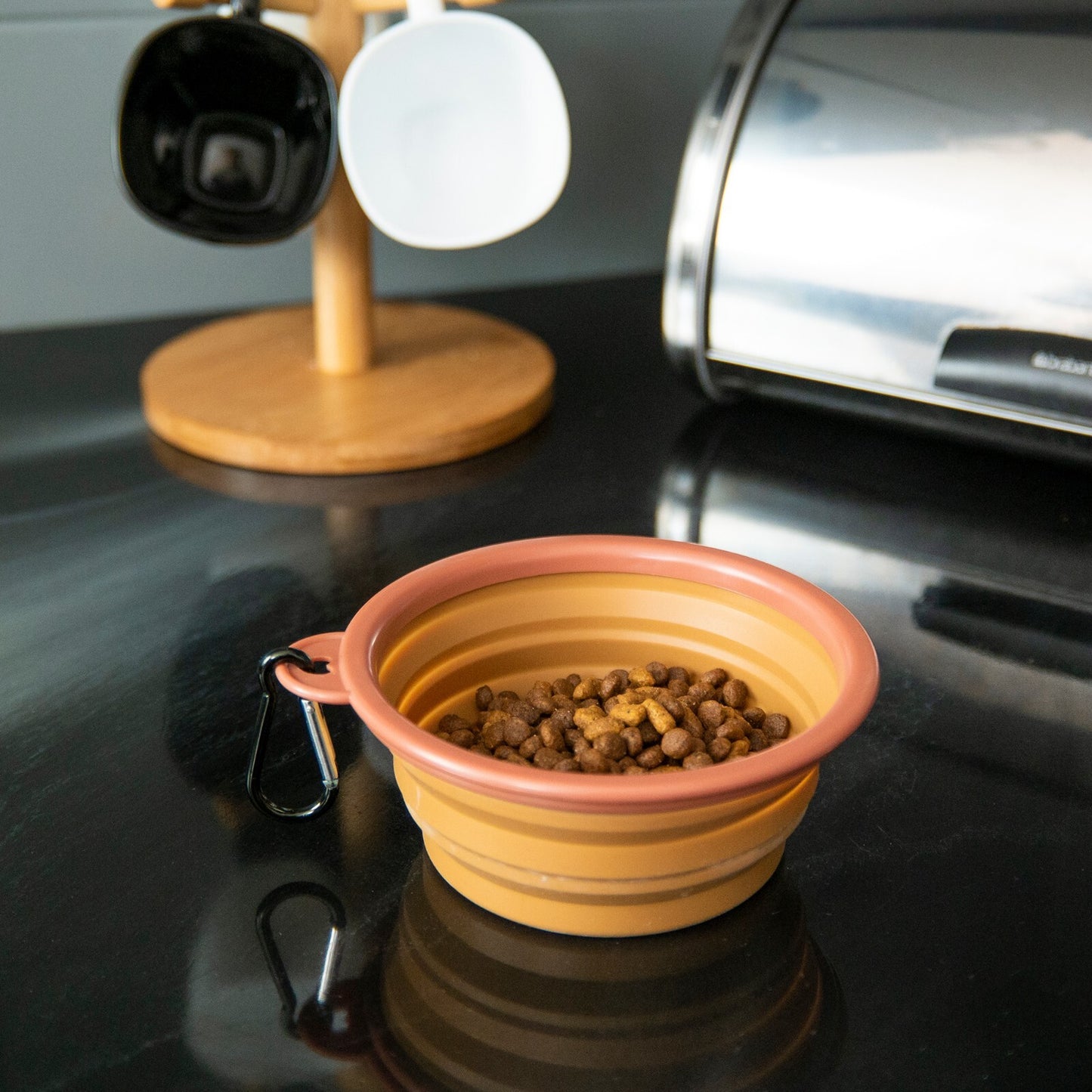 Made Easy Kit Portable Collapsible Travel Pet Bowl for Water or Food, in 2 Sizes