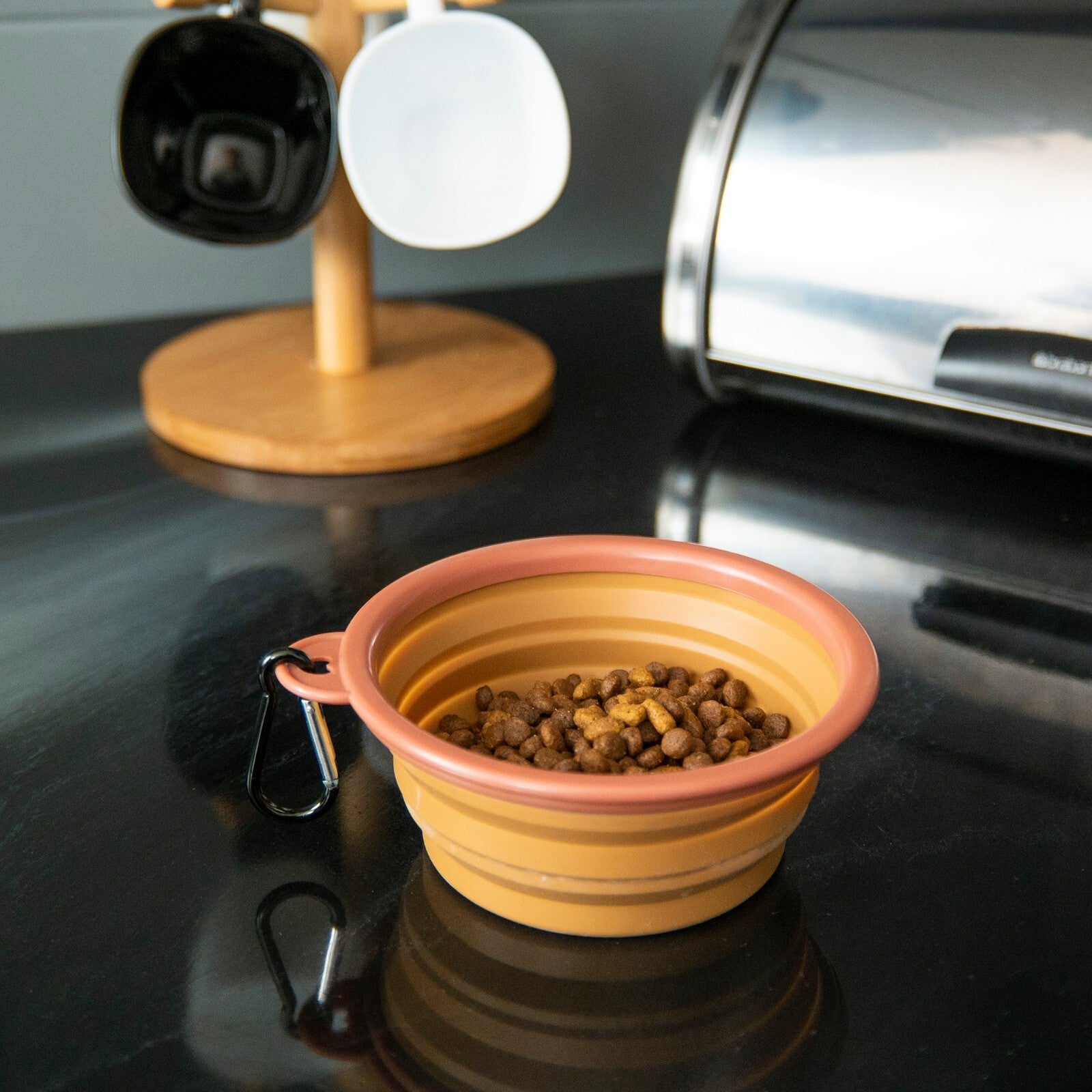Made Easy Kit Portable Collapsible Travel Pet Bowl for Water or Food, in 2 Sizes